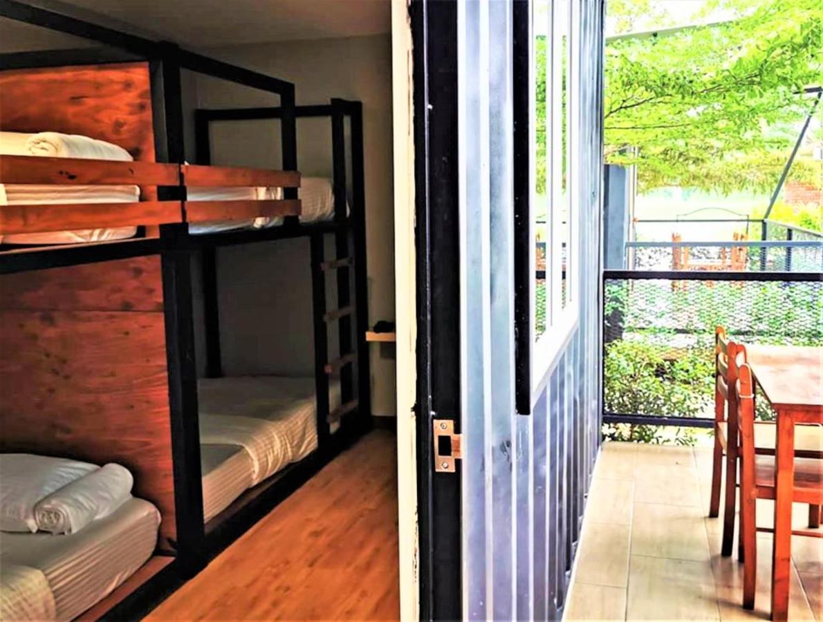 Petak Padin Cottage By The Pool, Kepala Batas  Exterior photo